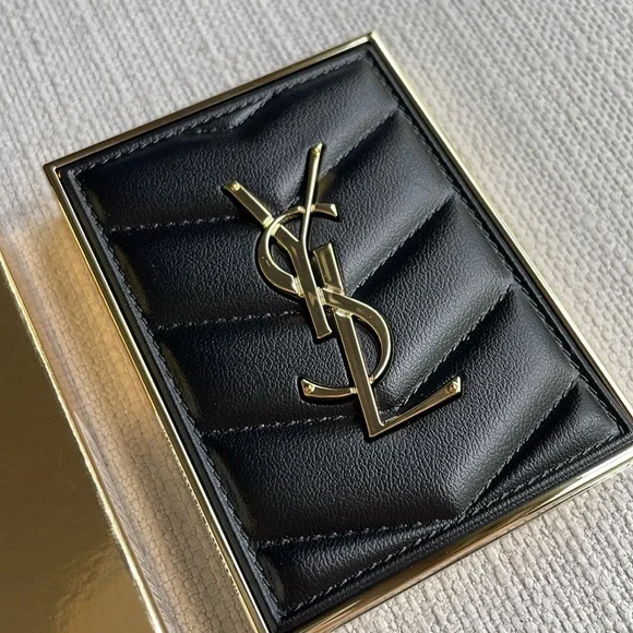 Yves Saint Laurent COUTURE MINI CLUTCH EYESHADOW PALETTE - 600 - Picture 5 of 16